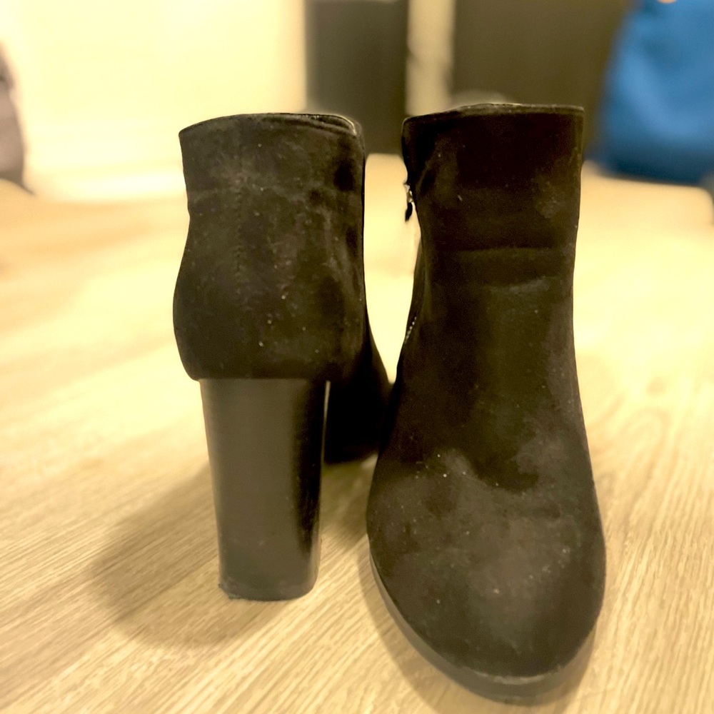 Heeled Ankle Bootie